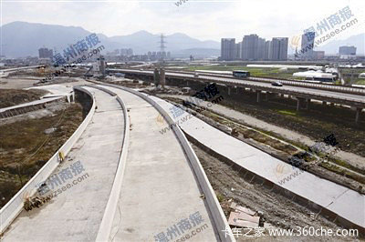 科技重塑交通，最新建筑公路带来未来出行新篇章