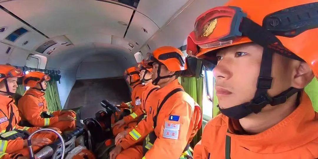 最新航空科技研究，重塑天空之旅的高科技产品揭秘