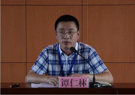 谭仁林最新日常，爱与陪伴的温馨时光记录